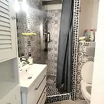 Moderne Avec Vue Sur La - 29 M² à *