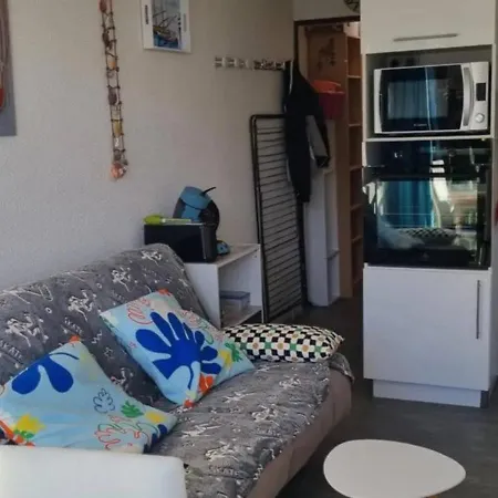 Moderne Avec Vue Sur La - 29 M² à *