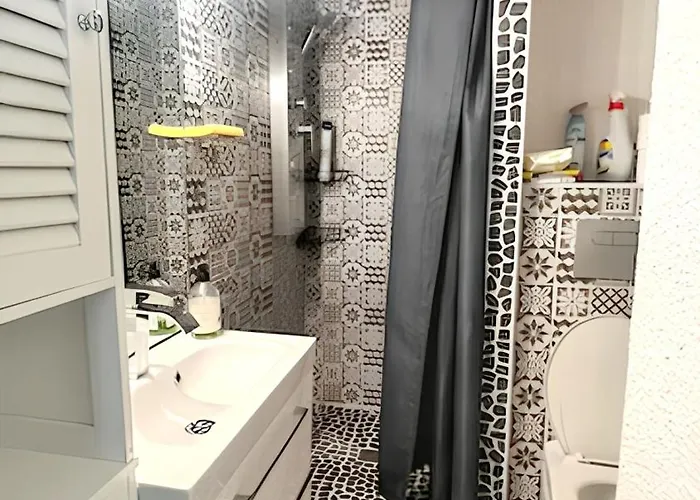 Moderne Avec Vue Sur La - 29 M² A *